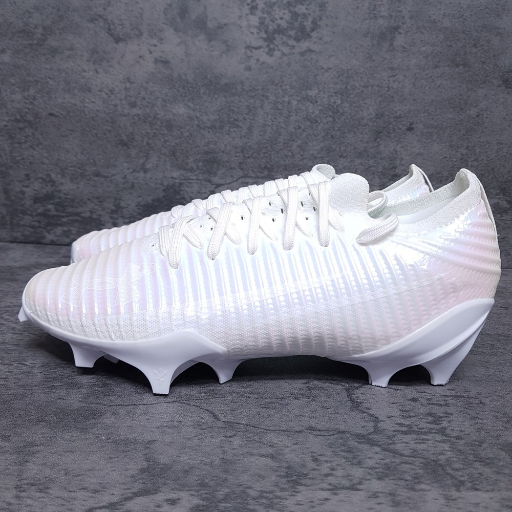 UNDER ARMOUR Blur Pro Football Cleats Mens Size 9 Triple White 3028220-100